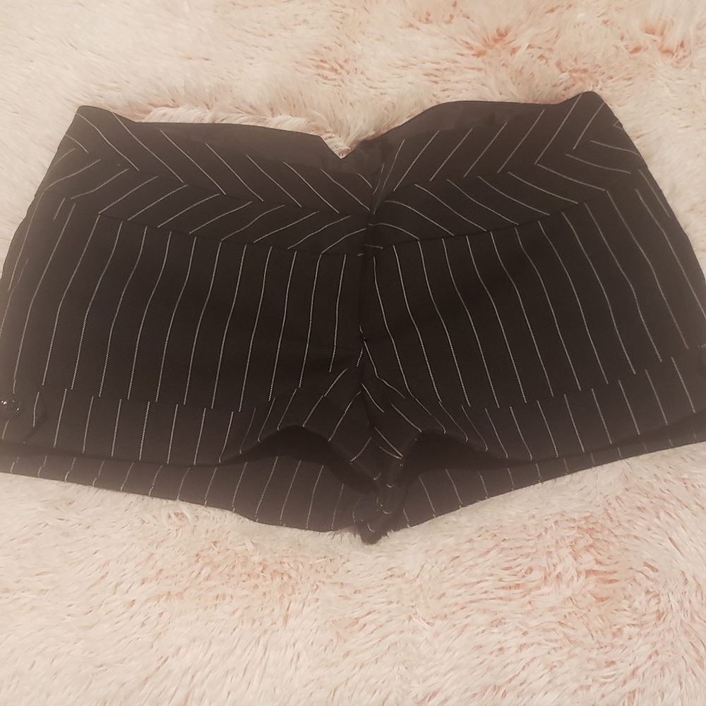 Guess shorts black with white stripes new with tag